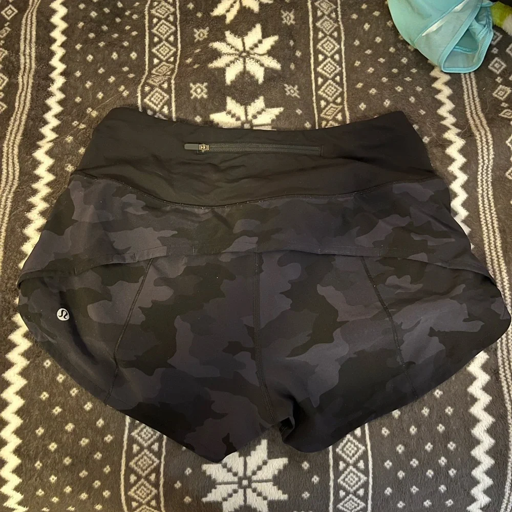 camo high rise speed up 2.5” size 6 - Picture 2 of 2